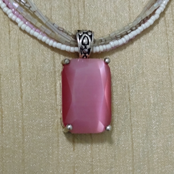 Multi stranded necklace - Picture 3 of 4